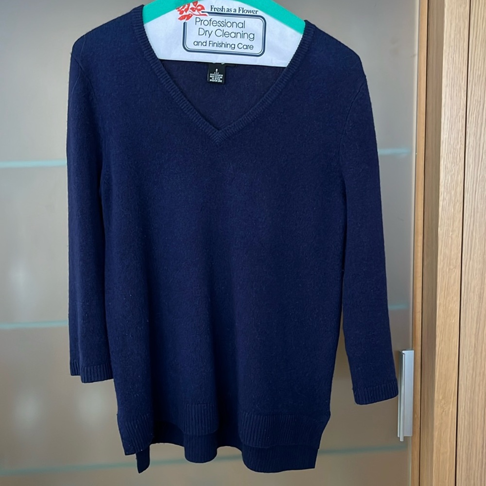 3/4 sleeve,navy ,v neck Cashmere sweater